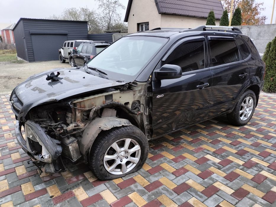 Разборка Hyundai Tucson 2.0