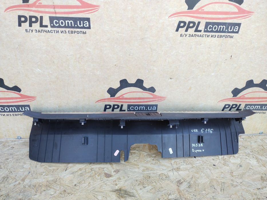 Renault Espace V 5 2014- накладка задней панели багажника 849202902R