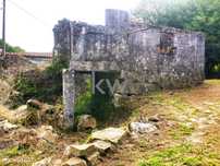 Ruína com 740m2 de terreno em Távora  Arcos de Valdevez