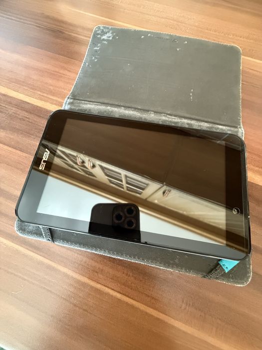 Планшет Asus K012
