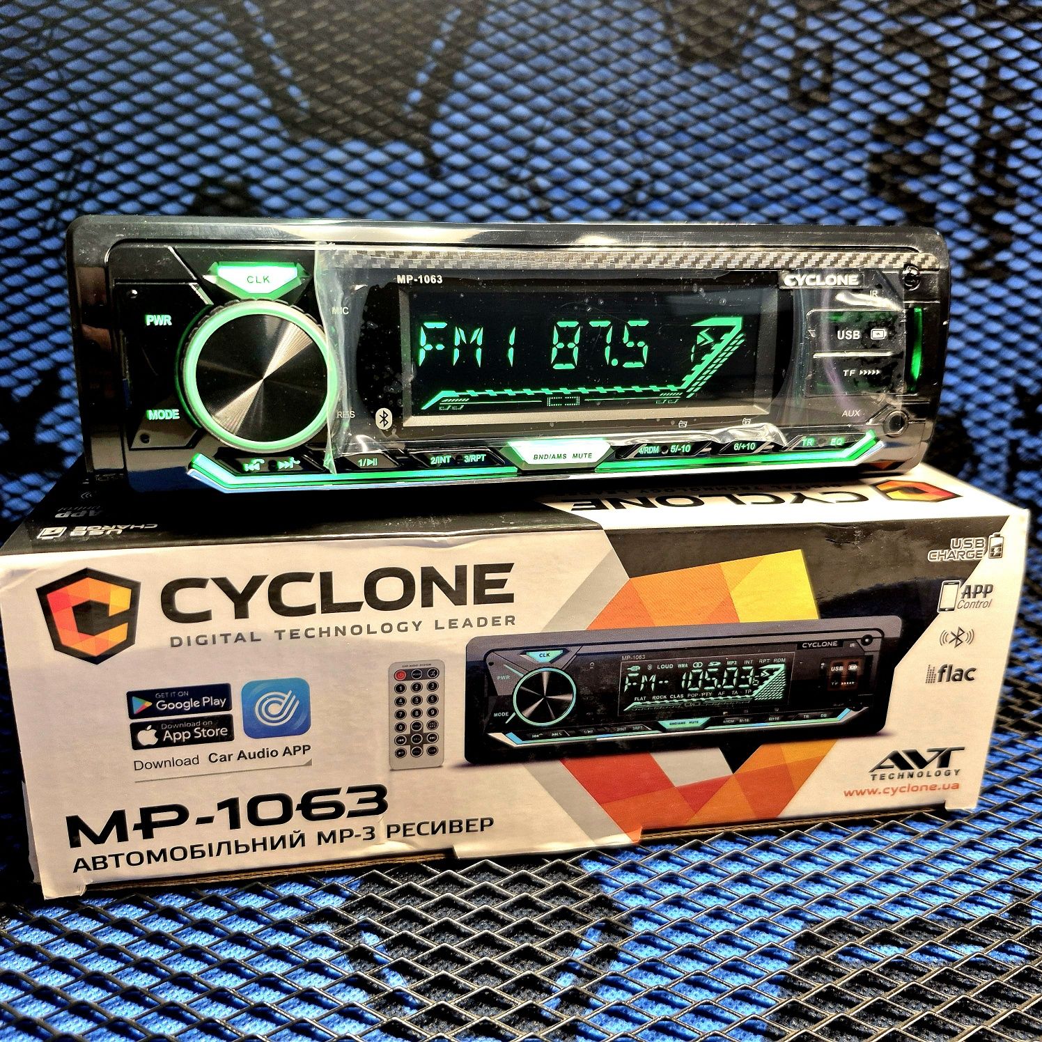 АвтомагнітолаCyclone MP-1063
