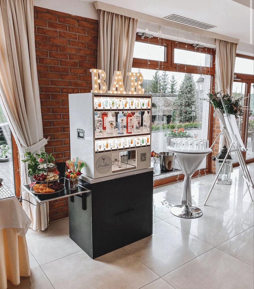 Wynajmij Barmix – Automatyczny Barman na Wydarzenie Wesele Urodziny