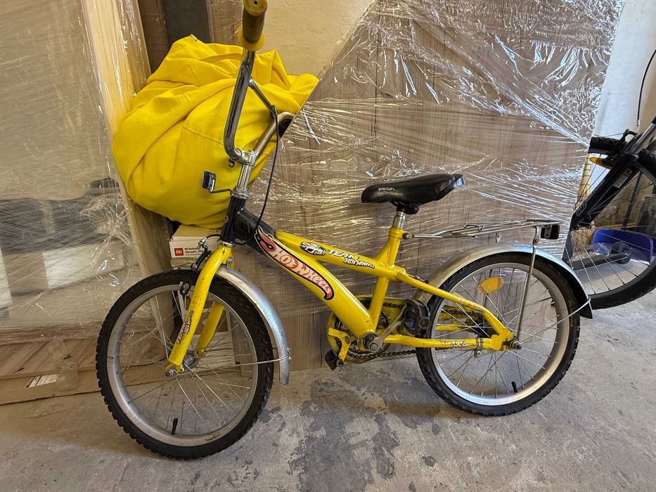 Велосипед дитячий на 6-8 років HotWheels