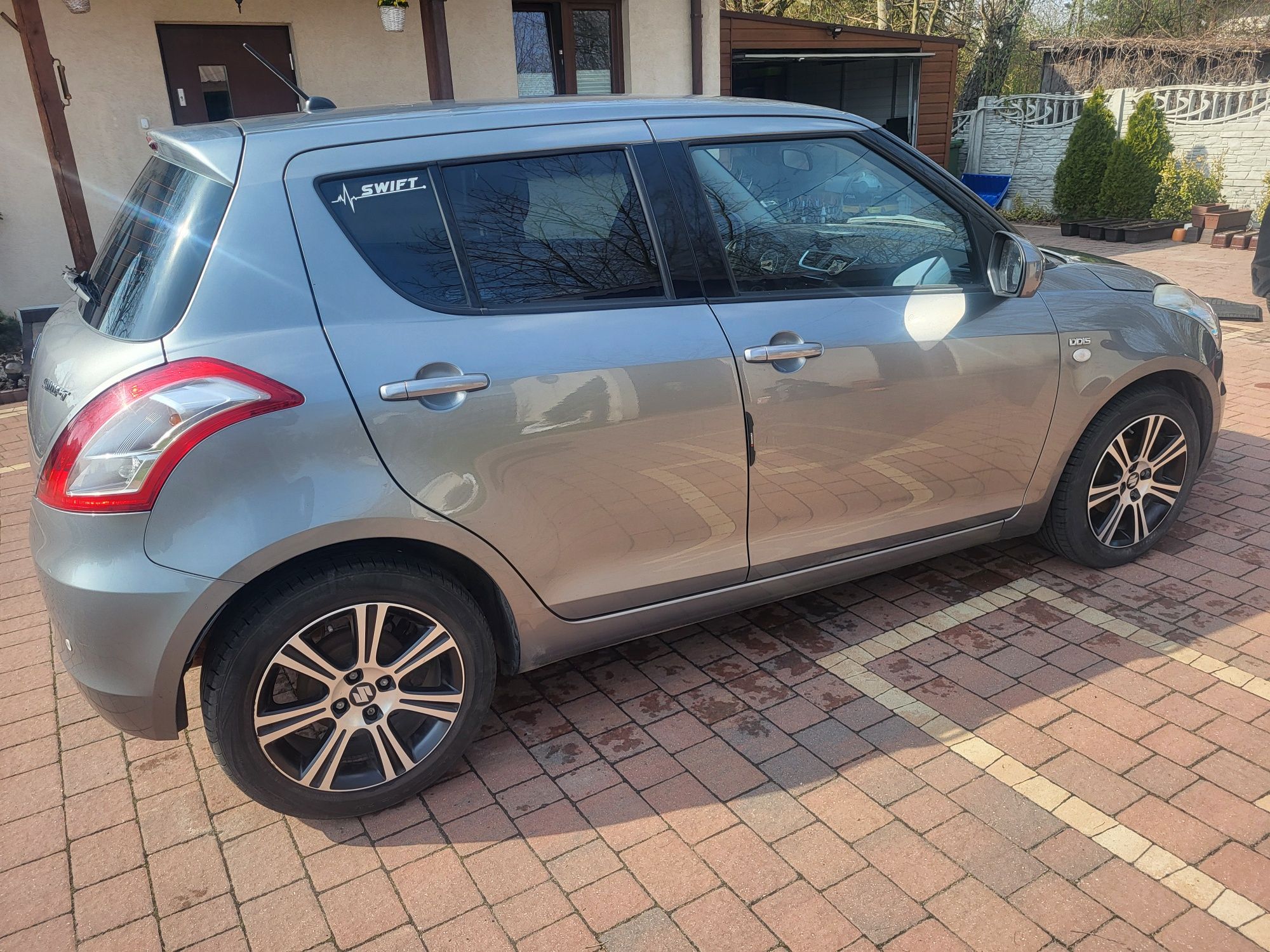 Sprzedam Suzuki Swift 1.3 DDiS diesel