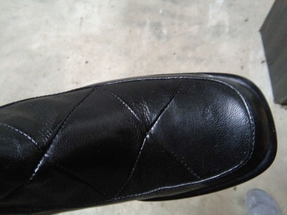 Botins  e Sapatos em Pele Pretos -NOVOS