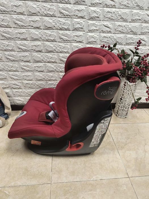 Автокрісло Britax Römer KING 2 Група 1 (9-18 кг)