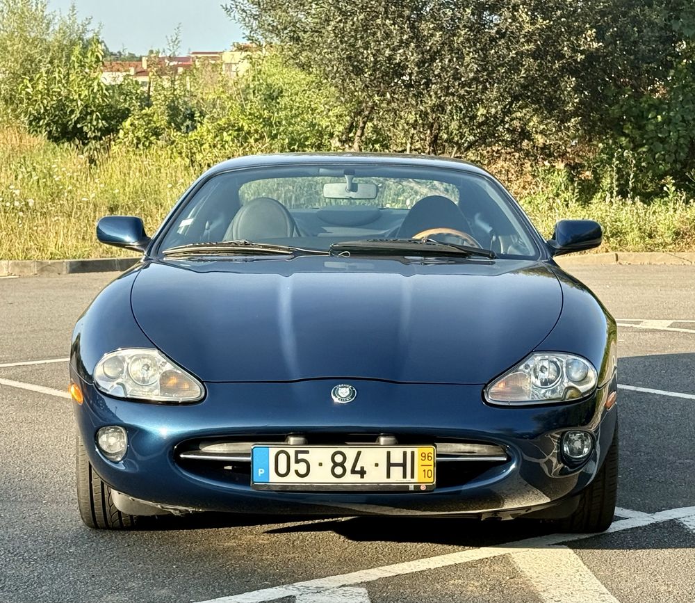 Jaguar XK8 4.0i v8  €FIXO€
