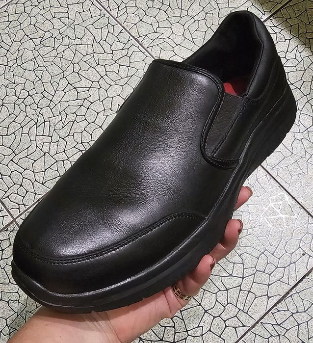 Кожаные туфли-кроссовки " Skechers "/45р.