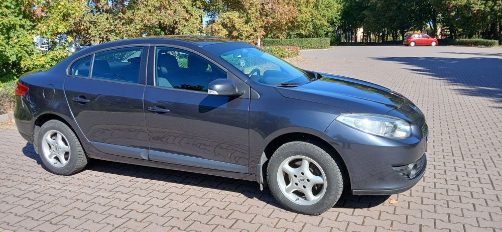 Продам Рено Флюенс