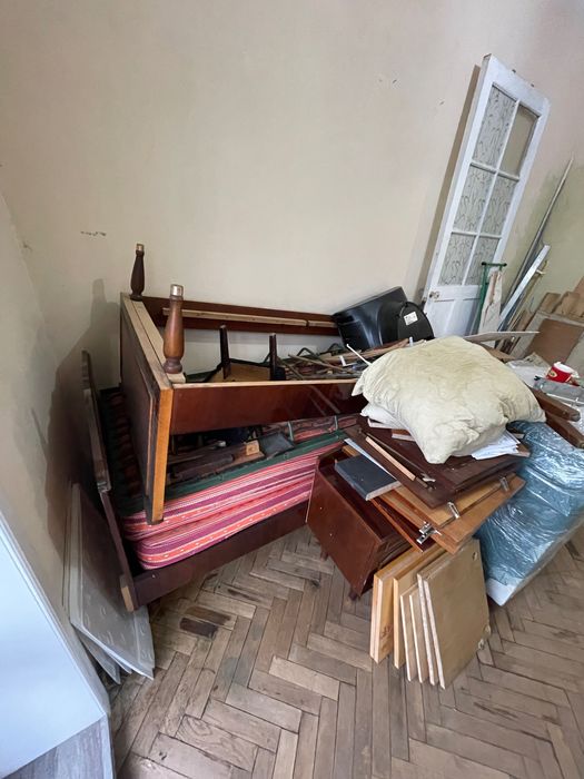 Віддам меблі безкоштовно