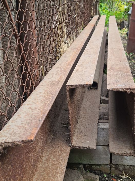 Продам швелер 24