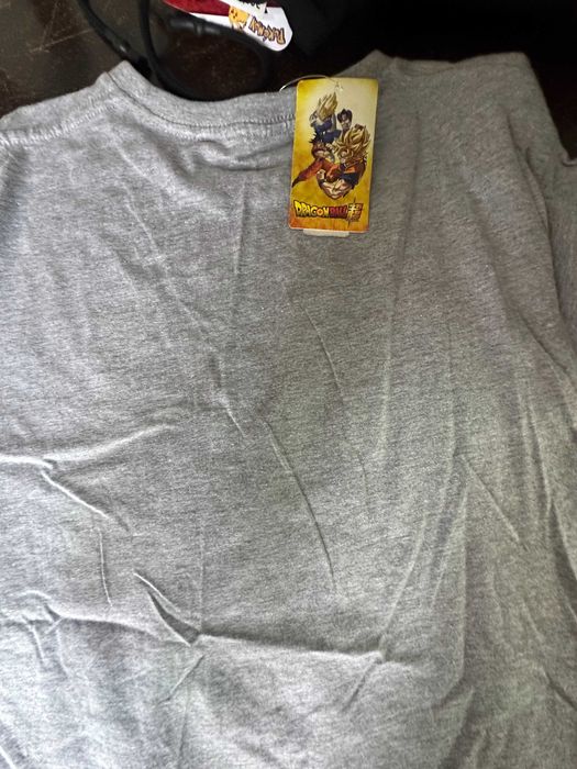 dragon ball cinzenta t-shirt XL