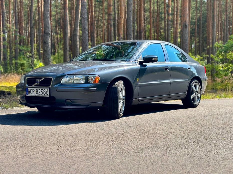 Volvo S60 VOLVO S60 2.4D5 Momentum