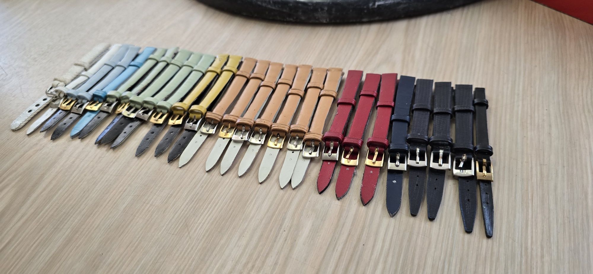 Braçaletes imitação pele Slick  10mm