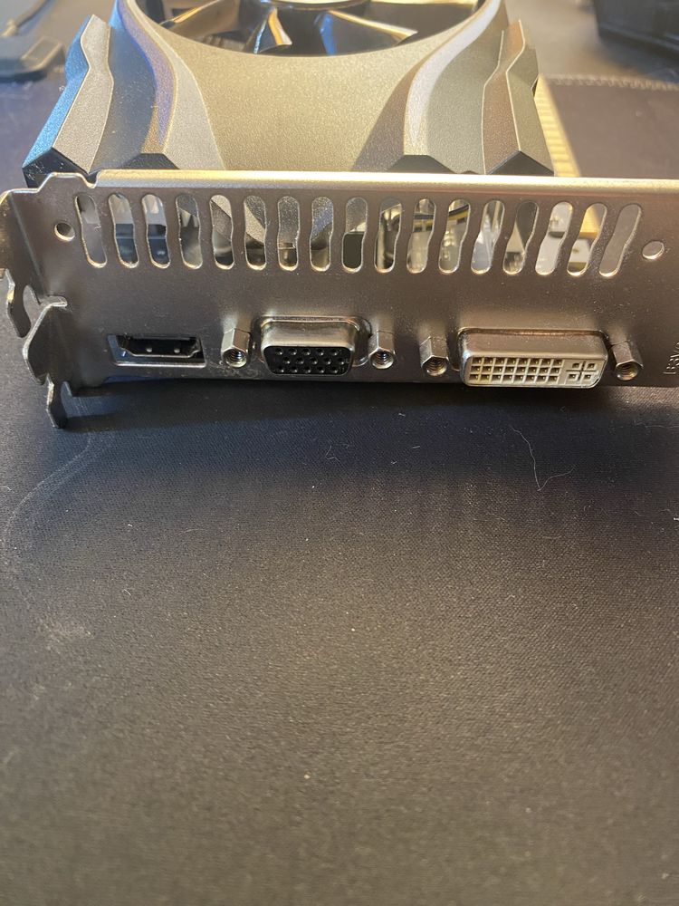 GeForce GT730. Golden Memory