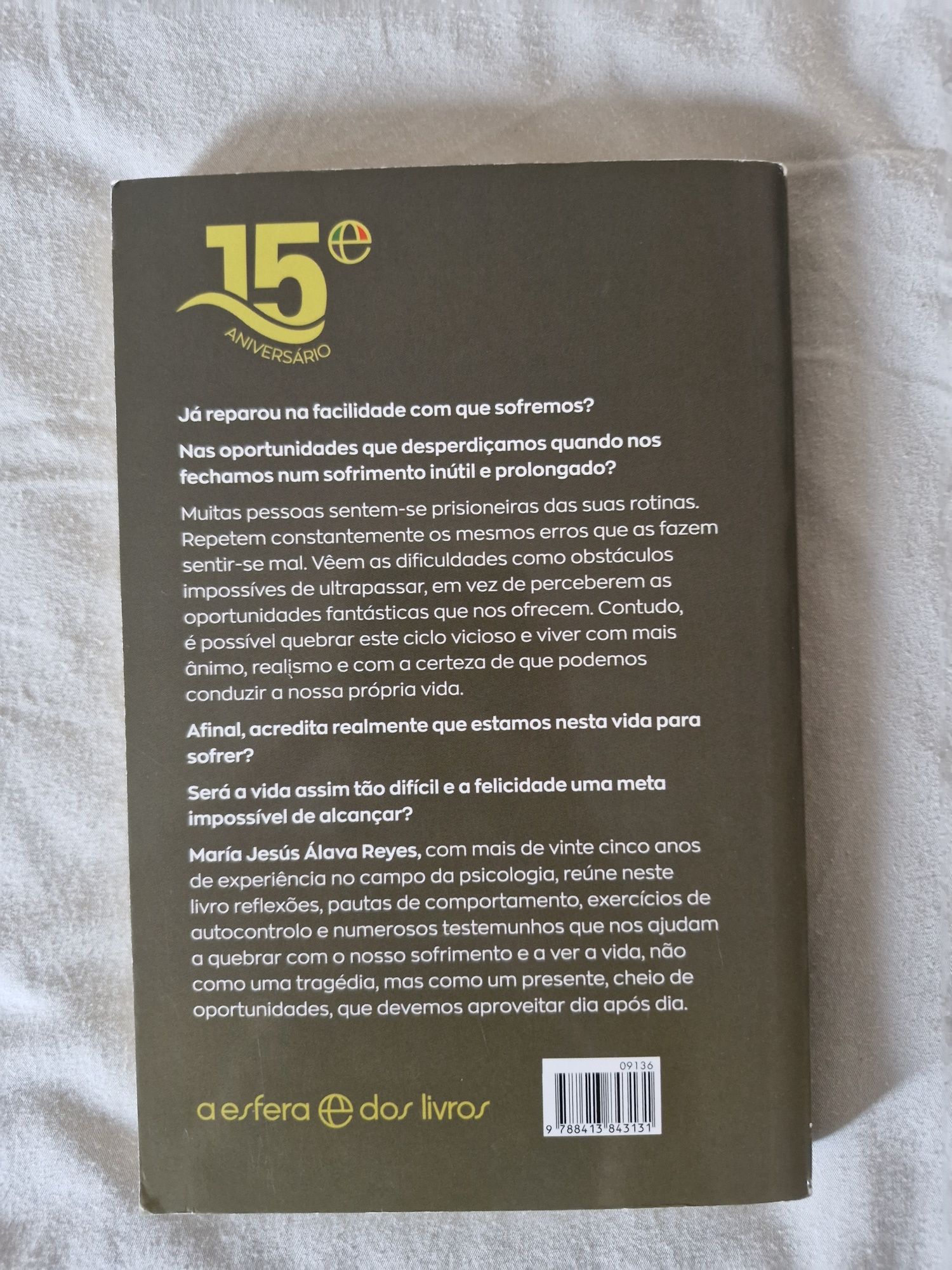 Livro a inutilidade do sofrimento