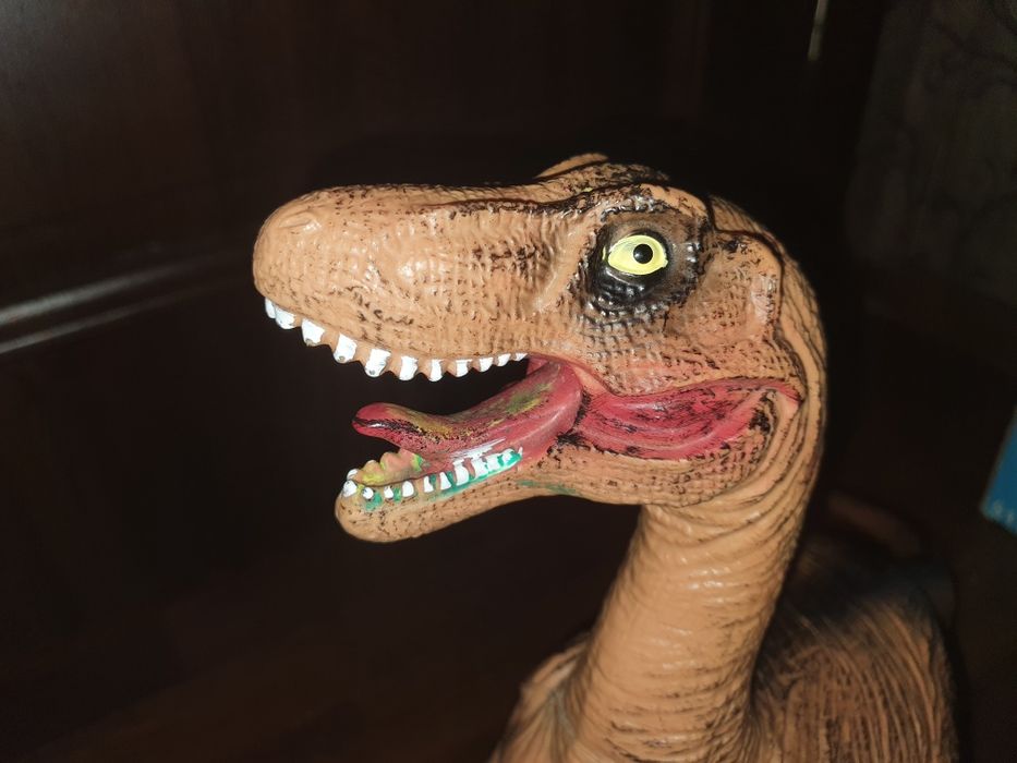 Великий гумовий Динозавр музичний Тиранозавр 23 см Коричневий