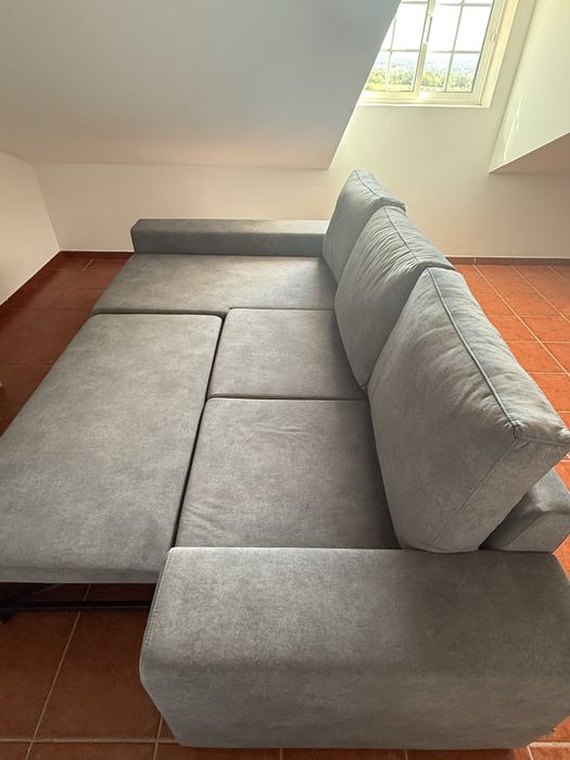 Sofa com chaise longue