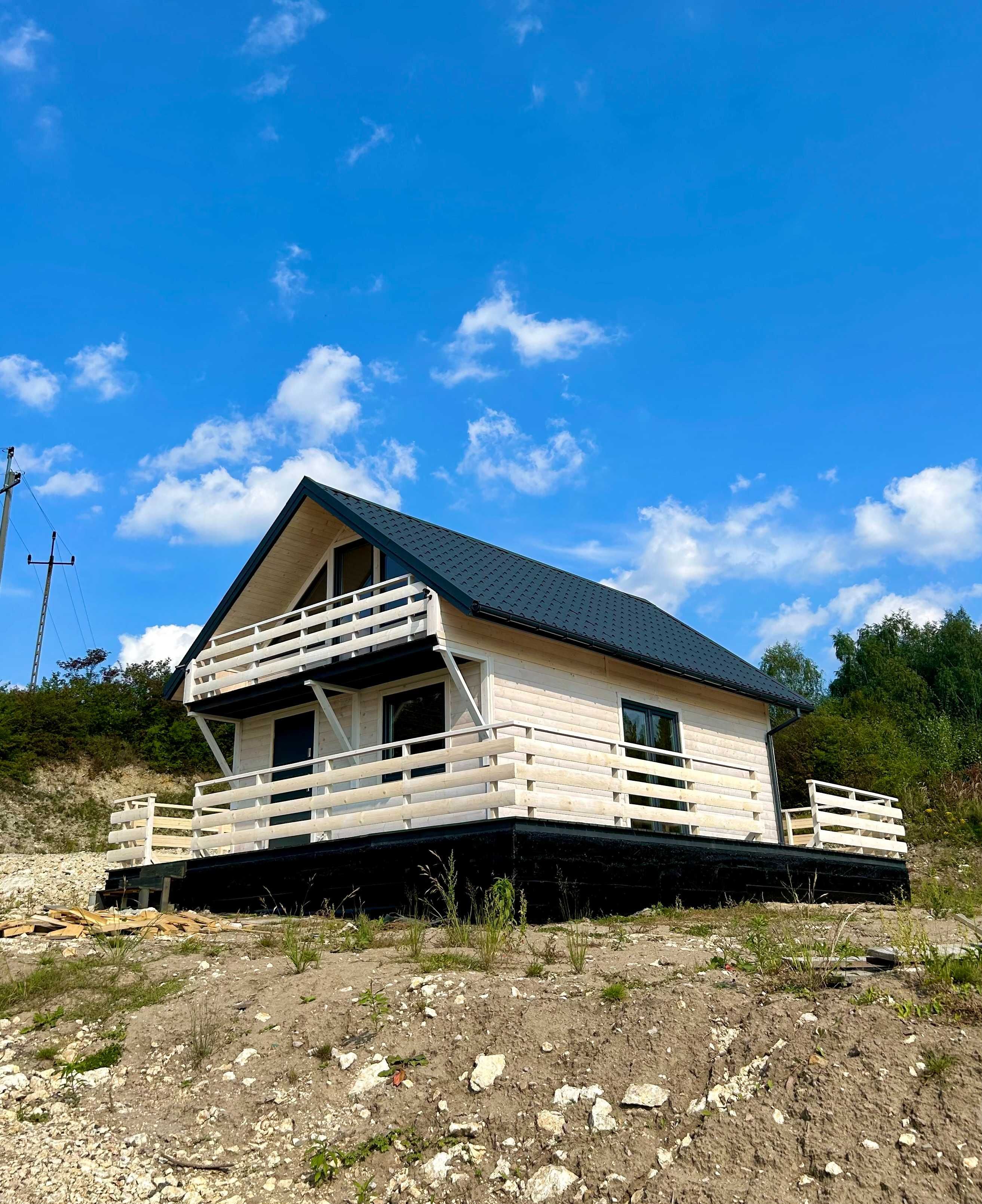 Dom drewniany, całoroczny, 70m2, taras, balkon, piętro 2 pokoje