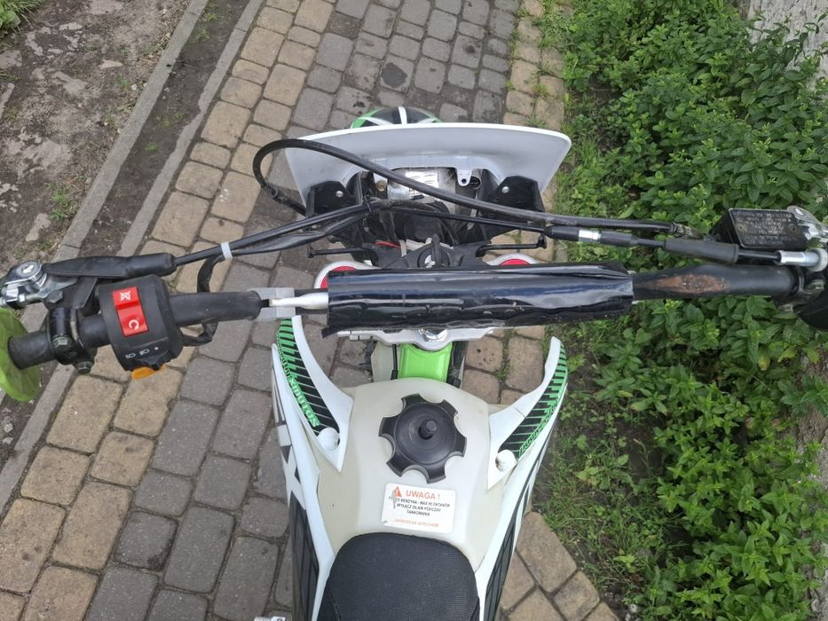 Asix xb88 2013rok