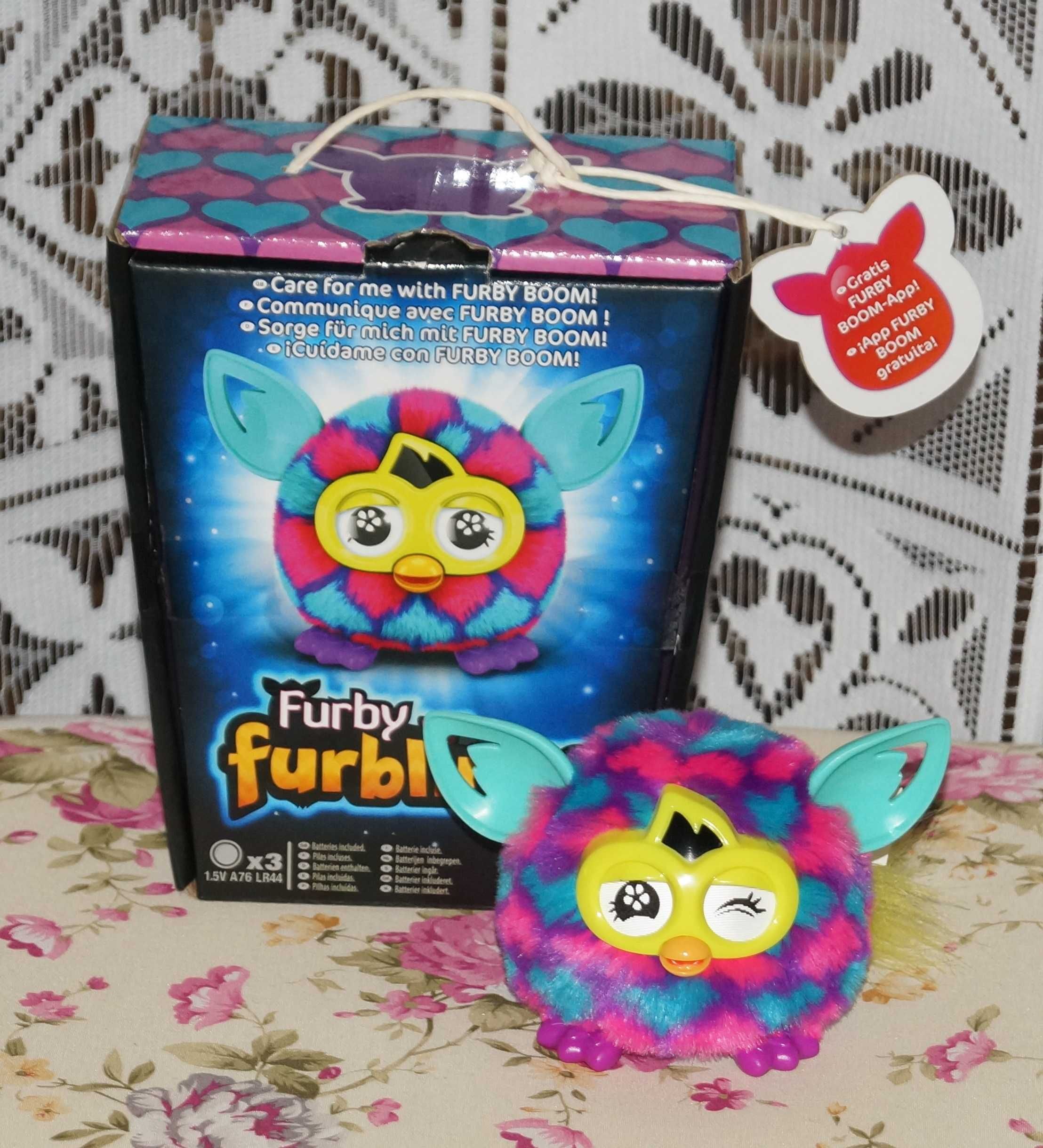 Furby Furblings Furbiś interaktywny Hasbro Ferbiś serduszka