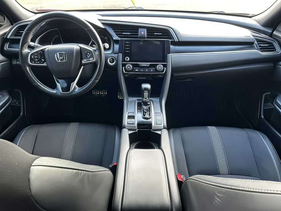 Honda Civic      2020