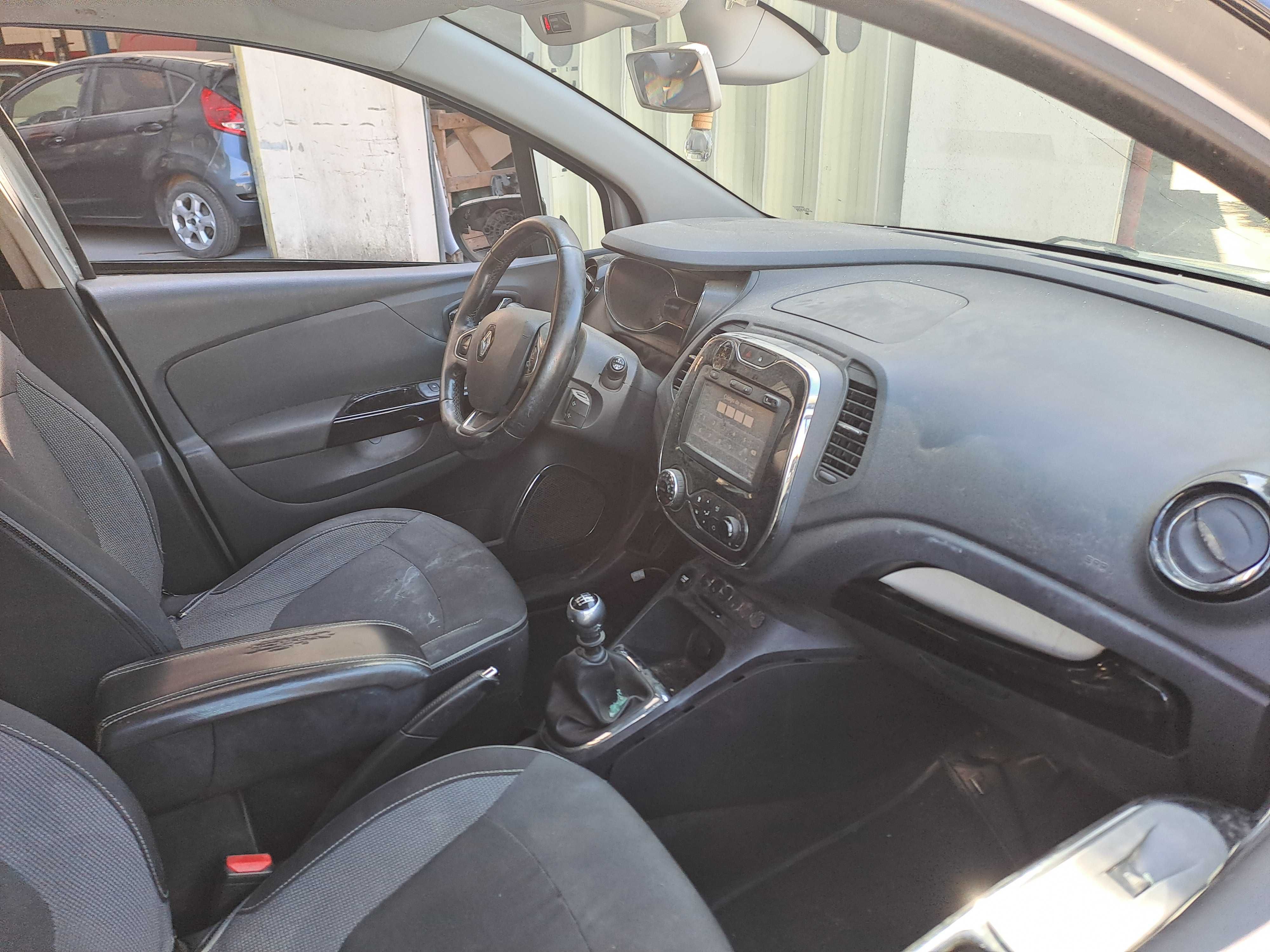Salvado Renault Captur 1.5 Dci de 2016