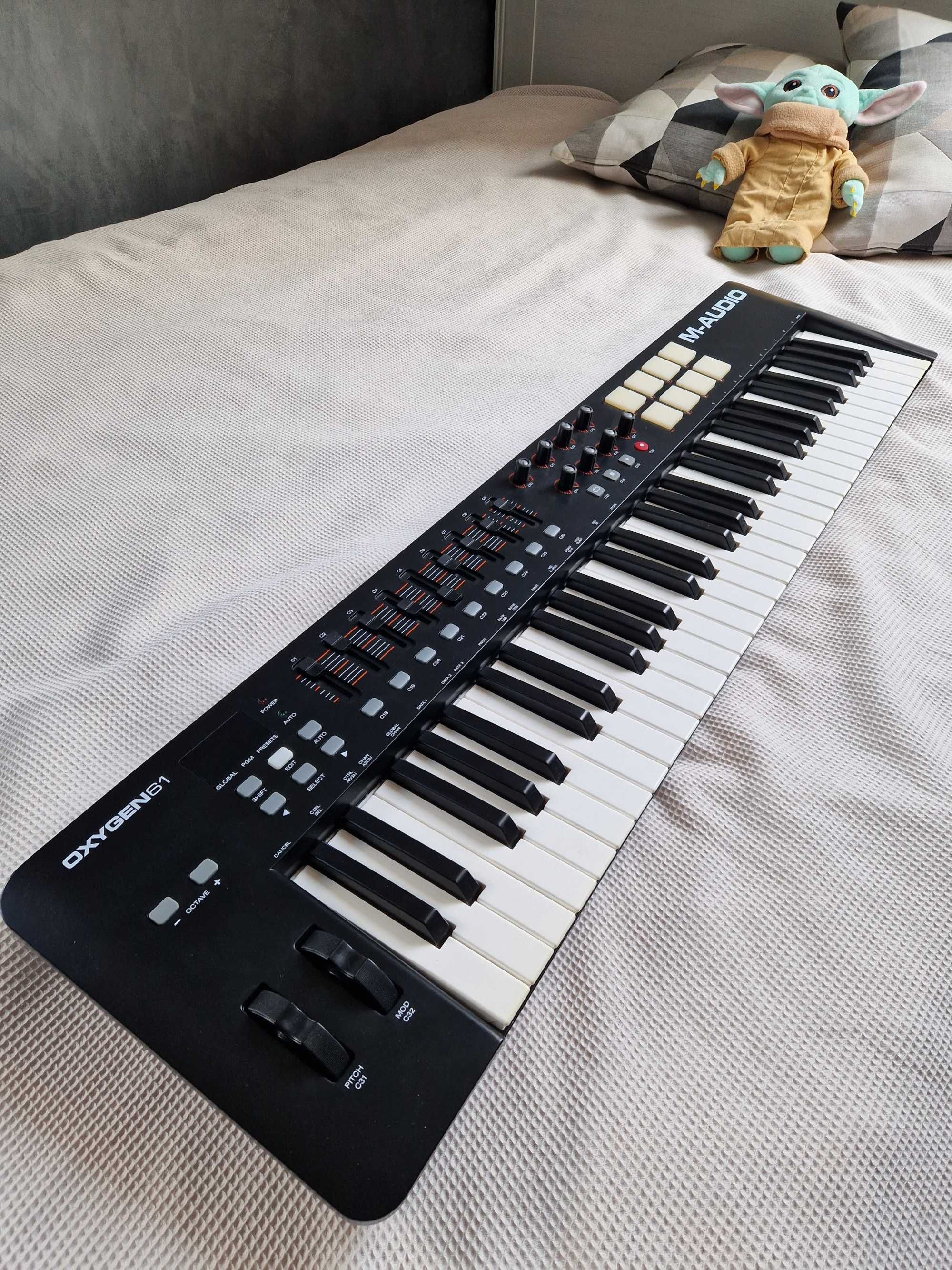 Klawiatura sterująca MIDI M-Audio Oxygen 61 + pokrowiec i pudełko
