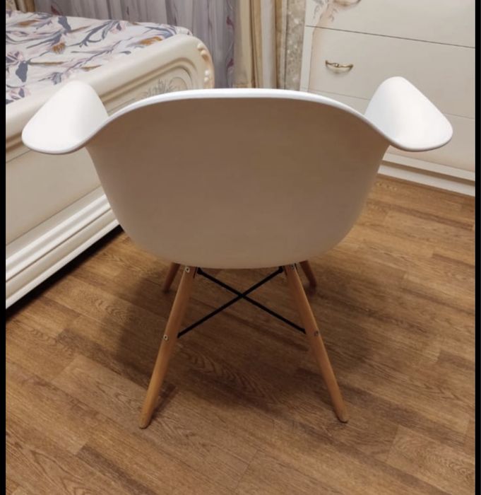 Стілець - крісло фірми drommel