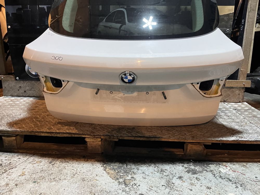 Bmw x4 f26 klapa bagaznika ladna a300