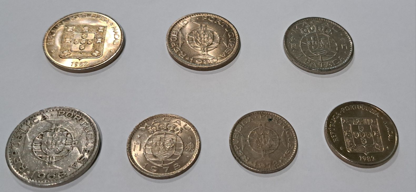 Moedas Patacas bom estado