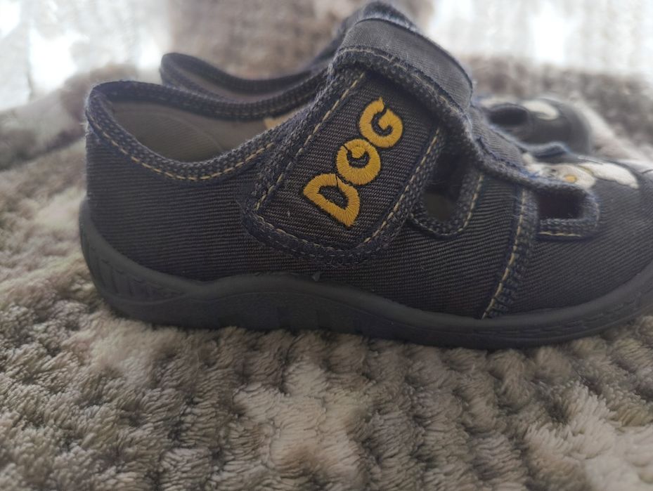 Kapcie chłopięce MD, do przedszkola r. 26