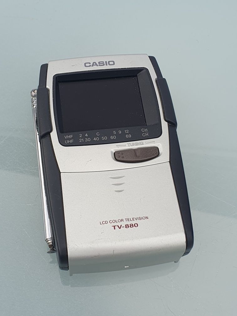 Casio TV-880 2,3-calowy przenośny kolorowy telewizor