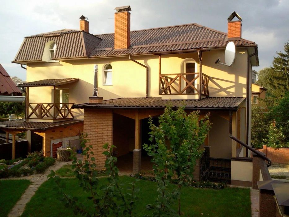 Здам таунхаус Голосіівський район. UR