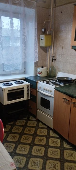 Сдам 1 комнатную квартиру 5000 в эту сумму входят коммунальные услуги