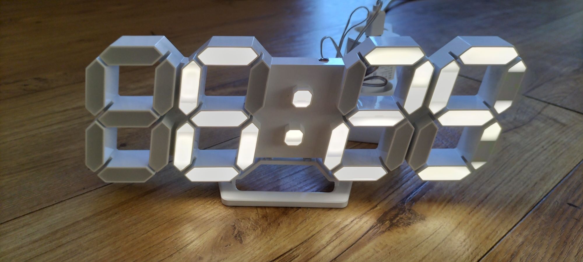 Zegar LED 3D ścienny lub stojący