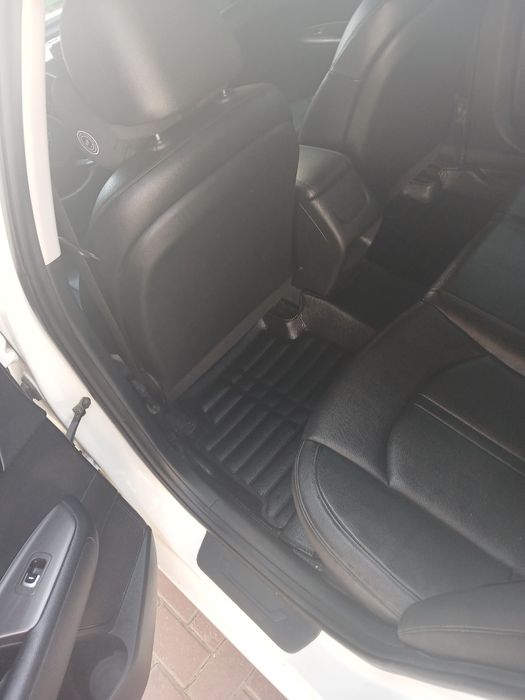 Автомобіль  киа  к5