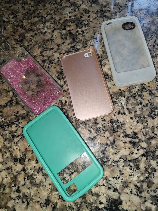 Telemóvel iPhone 4S e 4 capas
