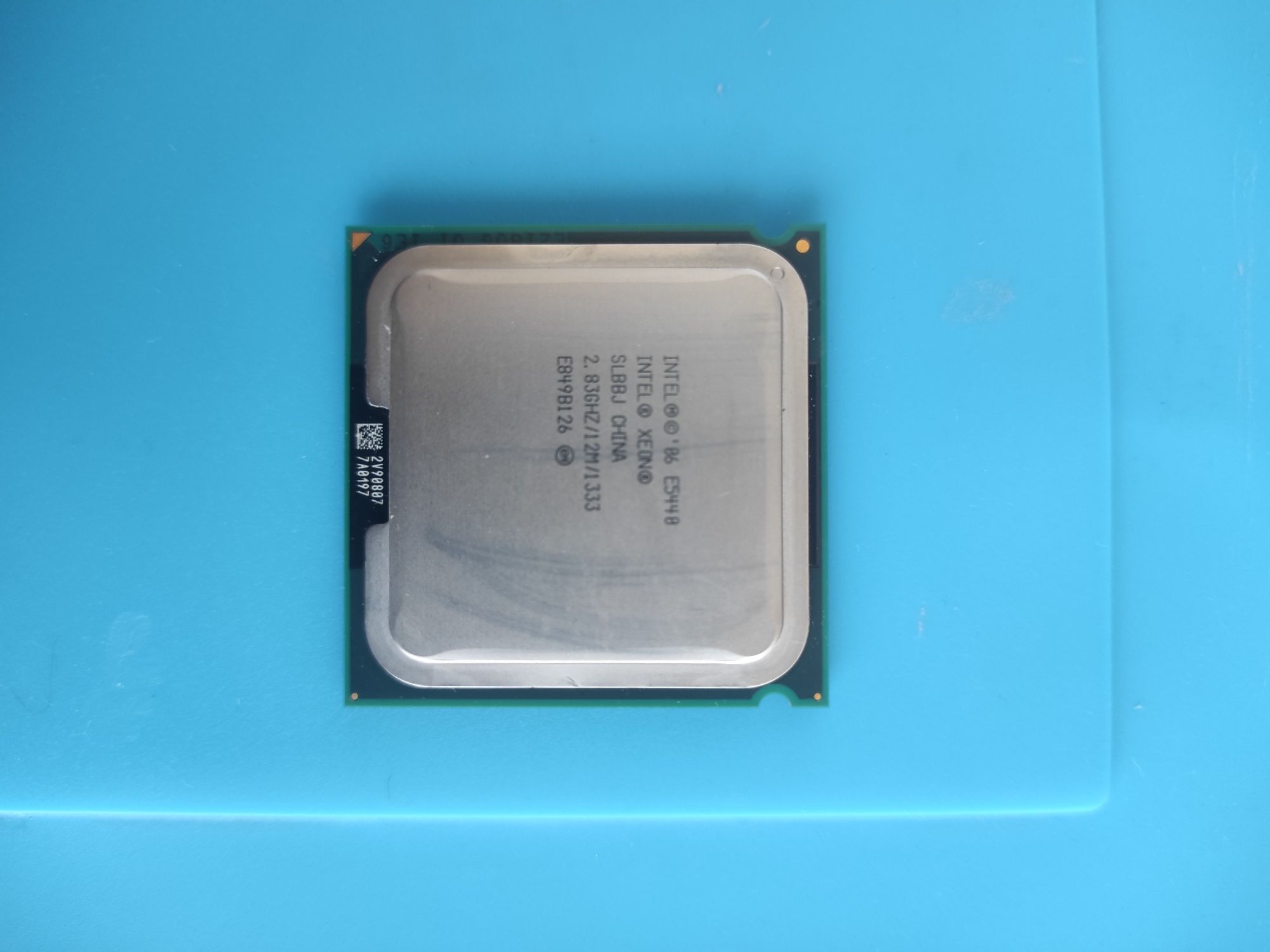 Intel® Xeon® Processor E5440