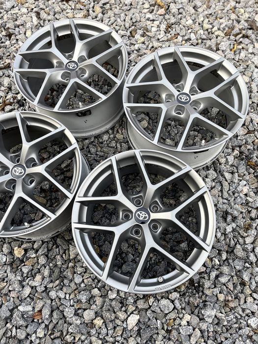 Диски Borbet R18 5.114.3 ET40 Тойота Рав 4 Мазда СХ5 Нісан Кіа Хюндай