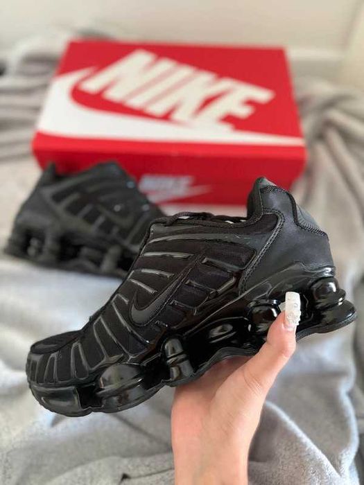 Buty damskie Trampk_Nike_Shox_TL_Black R.38