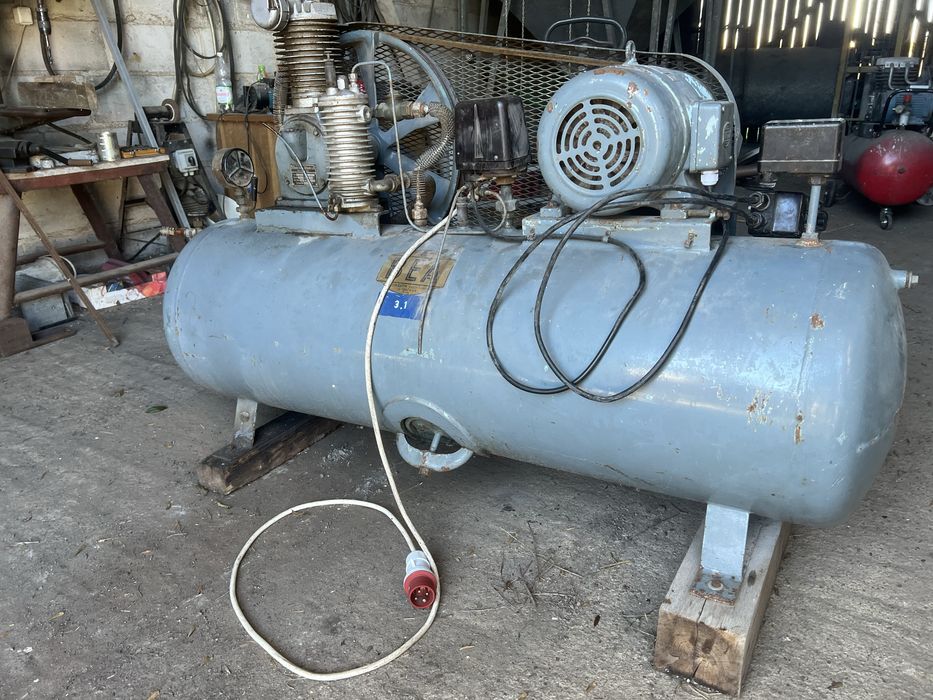 Kompresor sprężarka 10bar 300l