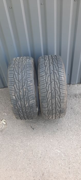 Шины 215/45R17 TOYO  всесезонные б/у 1600 грн.