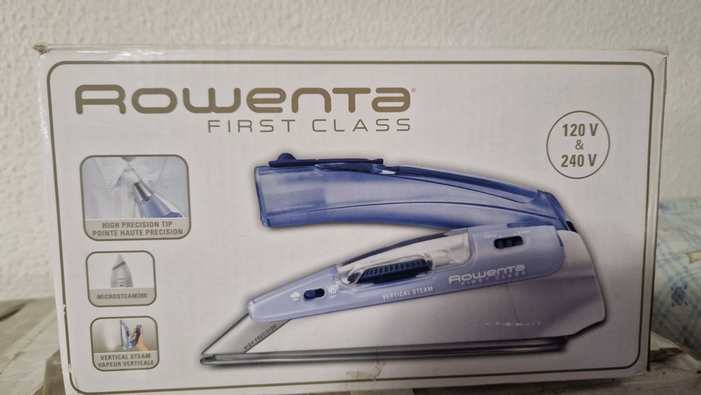 Ferro de viagem Rowenta novo