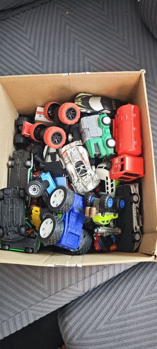 Do oddania stare autka