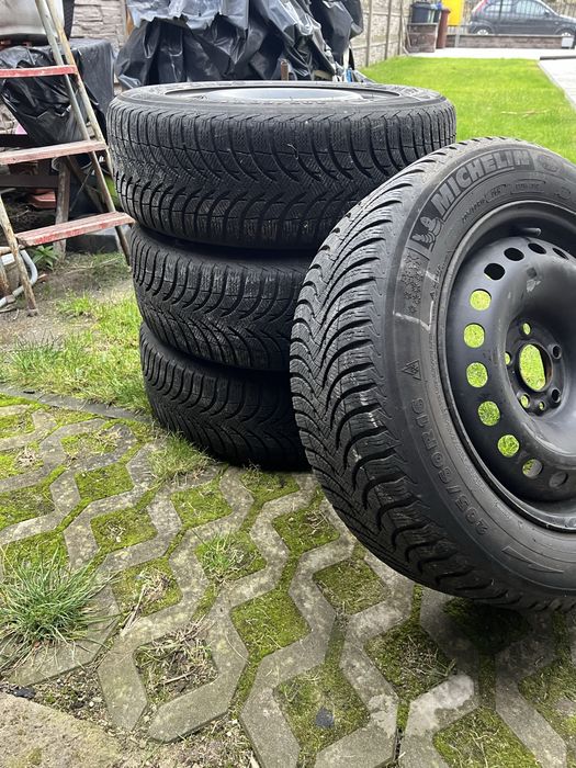 Opony Michelin z felgami 205/60 R16