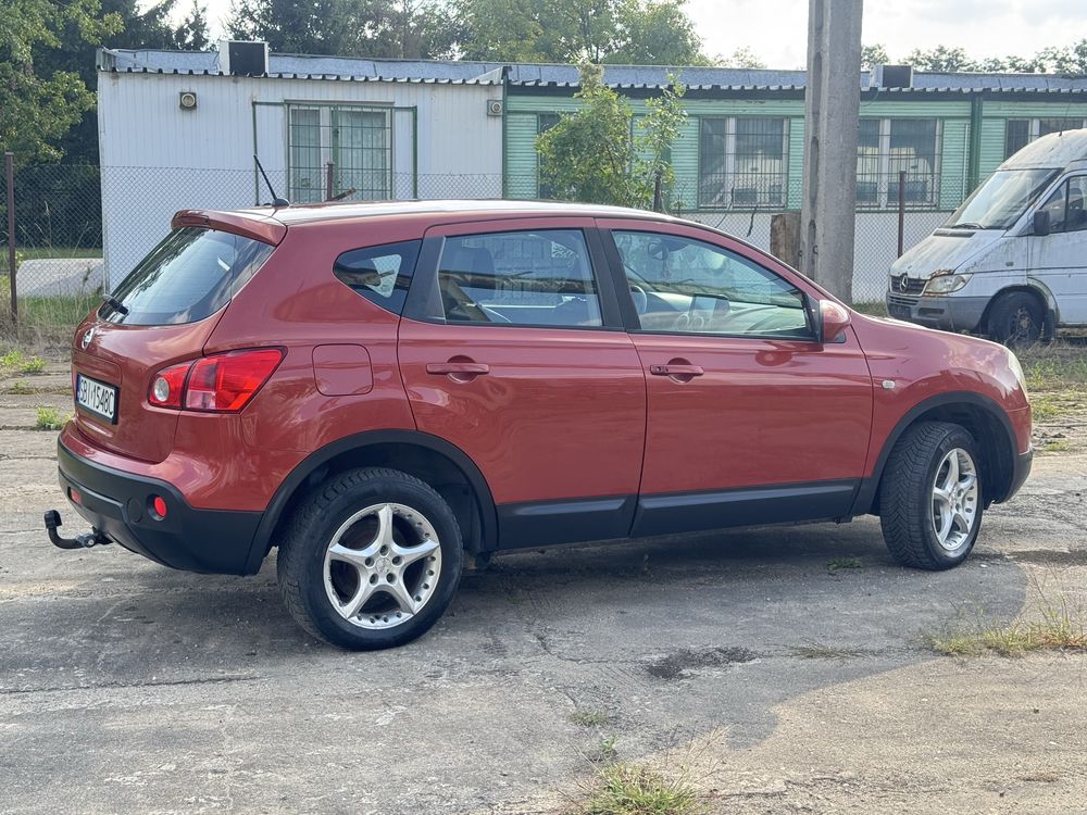 Nissan Qashqai 2.0 LPG 2007r. 4x4/Manual/panorama/hak/klima/alu/tempo