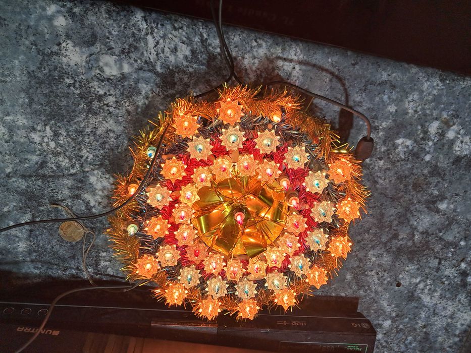 Sprzedami Swiatelka na choinke czas PRL