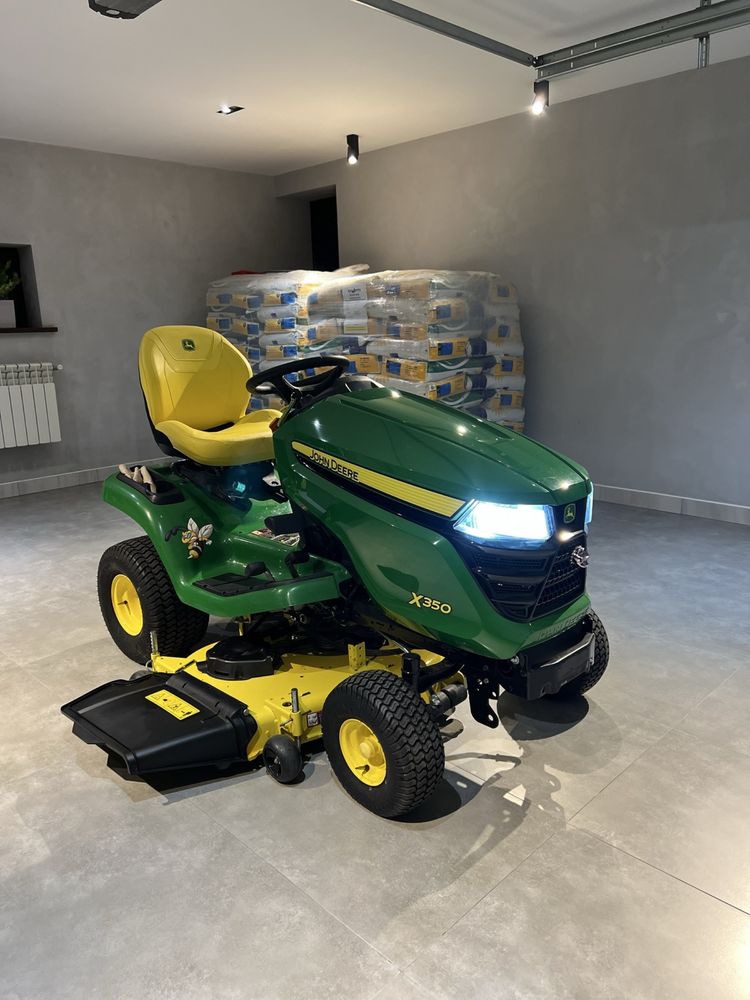 John Deere X350 газонокосарка