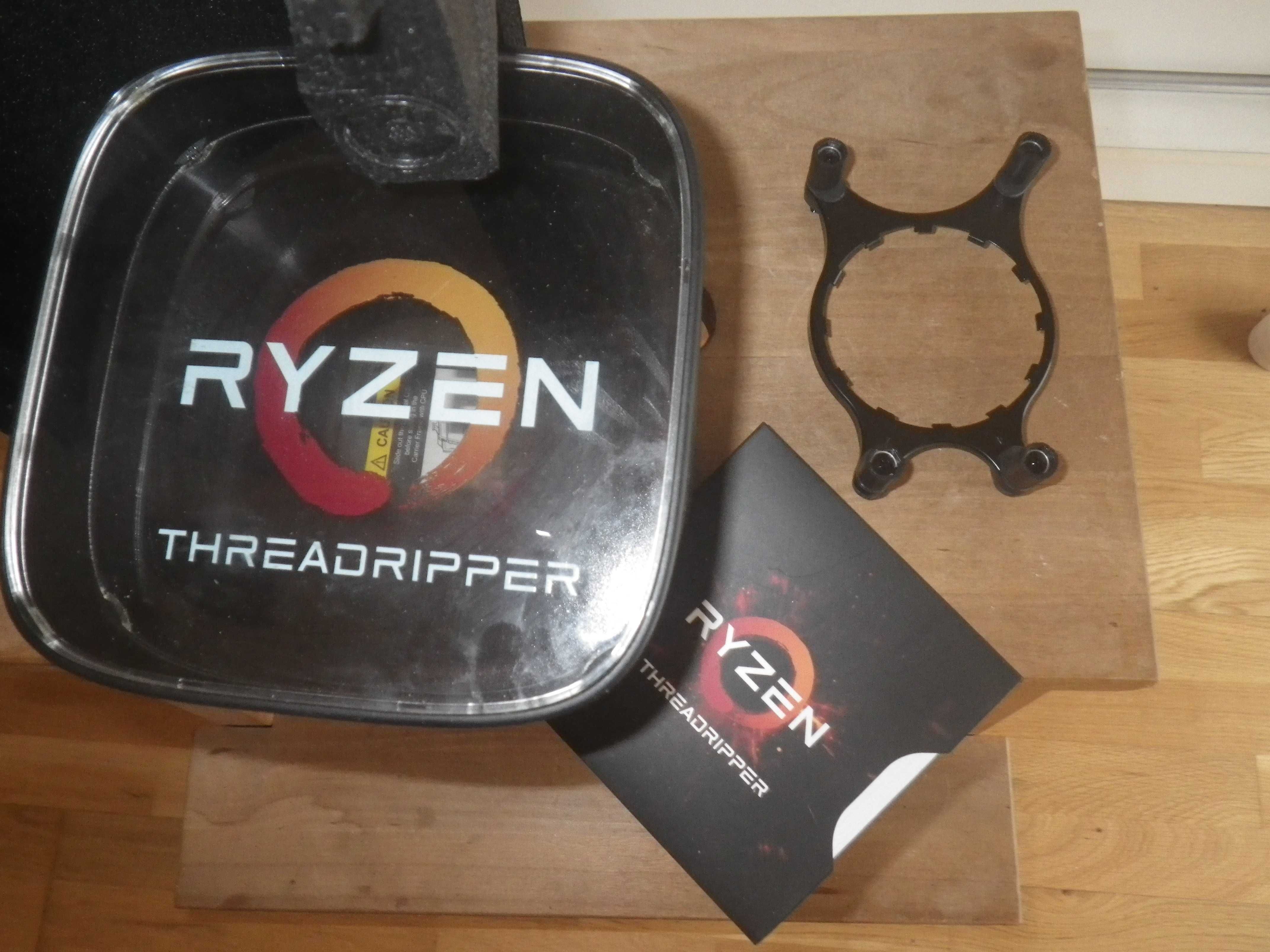 Pudełko i ramka bracket do procesorze AMD Ryzen Threadripper